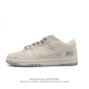 Nike SB Dunk Low 5639 Skateboarding Shoes with Zoom Air Cushioning