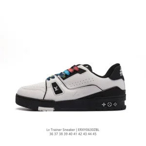 Louis Vuitton Trainer Low Embossed Leather Fashion Sneaker