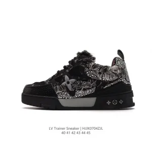 Louis Vuitton Trainer Sneaker Low Men's Fashion Luxury Shoes
