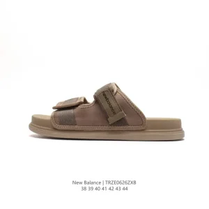 New Balance Unisex Sandal with EVA Midsole and Rubber Outsole