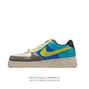 Nike Air Force 1 '07 Low White Leather Casual Sneakers with Air Cushioning