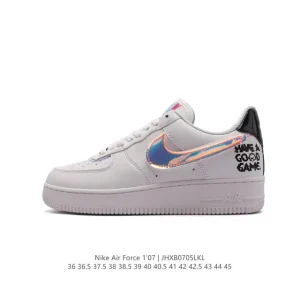 Nike Air Force 1 07 Low White Leather Sneakers with Air Cushioning