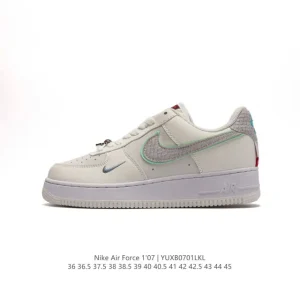 Nike Air Force 1 '07 Low White Leather Sneakers with Air Cushion