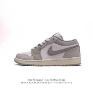 Jordan Air Jordan 1 Low Retro Classic Basketball Shoes