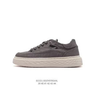 ECCO Men's Casual Sneakers with Thick Sole and Breathable Design