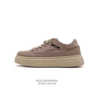 ECCO Men's Casual Sneakers with Thick Sole and Breathable Design