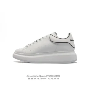 Alexander McQueen MCQ Chunky Sneakers with Flashing Heel and Smooth Leather