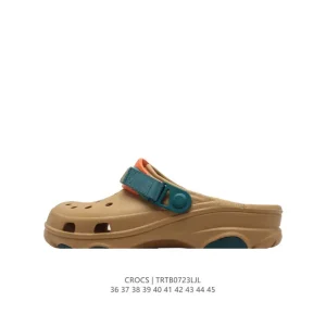 Crocs Unisex Chunky Sandals with Elevated Sole for Beach and Casual Wear