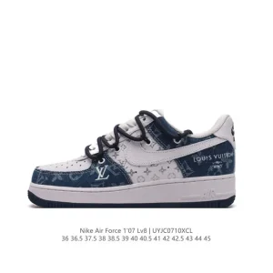 Nike Air Force 1 Low 07 Platform Sneakers with Dual Laces and Hidden Air Cushioning