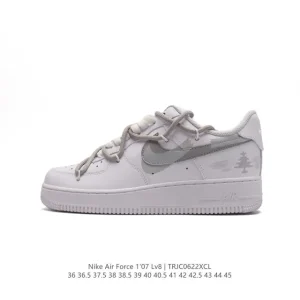 Nike Air Force 1 '07 Low Top Sneakers with Detachable Straps and Dual Laces