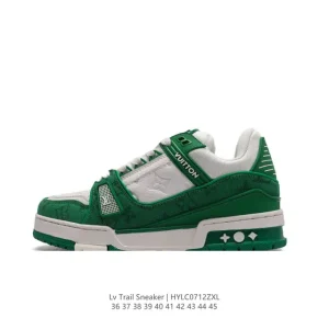 Louis Vuitton Trainer Sneaker Low Basketball Shoe in Smooth Calf Leather