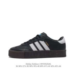 Adidas Originals Outdoor Classic Three Stripe Retro Sneaker