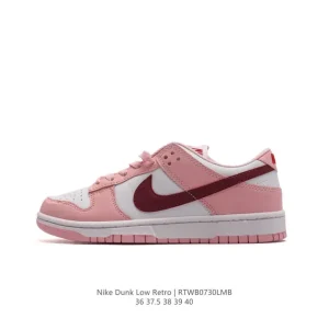 Nike SB Dunk Low Pro Women's Retro Skateboarding Sneakers in Leather