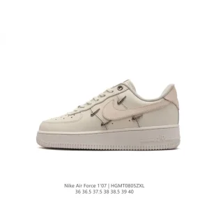 Nike Air Force 1 '07 Low White Leather Casual Sneakers with Air Cushioning