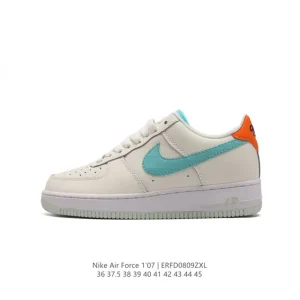 Nike Air Force 1 '07 Low White Leather Sneakers with Air Cushioning
