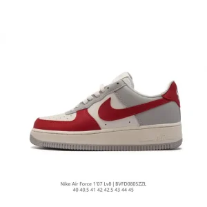 Nike Air Force 1 '07 Low White Leather Sneakers with Air Cushioning