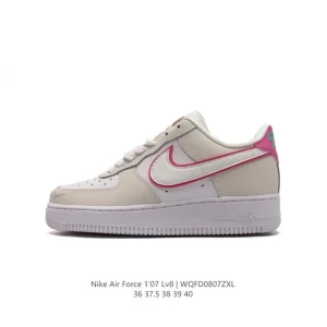 Nike Air Force 1 '07 Low White Leather Sneakers with Air Cushioning