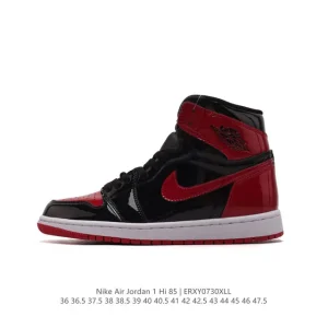 Nike Air Jordan 1 Retro High OG Basketball Shoes