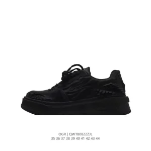 OGR Dragon Scale Series 3D Rubber Shell Thick Sole Low-Top Skateboard Shoes