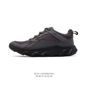 ECCO Men's Casual Sneakers with Air Cushion and Breathable Design