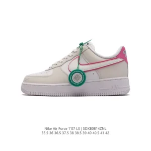 Nike Air Force 1 '07 Low White Leather Sneakers with Air Cushion