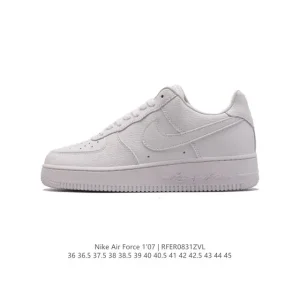 Nike Air Force 1 Low '07 Casual Sneakers with Air Cushioning