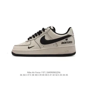 Nike Air Force 1 '07 Low White Leather Sneakers with Air Cushion