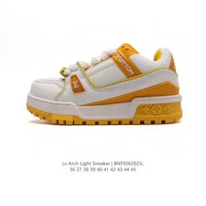 Louis Vuitton Trainer Low Thick Sole Fashion Sneakers for Men and Women