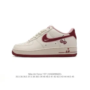 Nike Air Force 1 '07 Low Leather Sneakers with Air Cushioning
