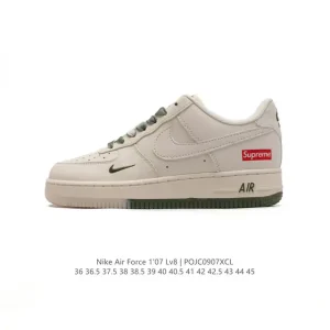 Nike Air Force 1 Low 07 Low Top Sneakers with Air Cushion