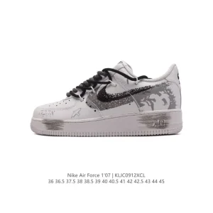 Nike Air Force 1 '07 Low White Leather Sneakers with Gum Sole