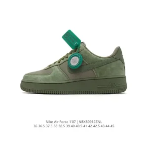 Nike Air Force 1 '07 Low White Leather Sneakers with Air Cushion