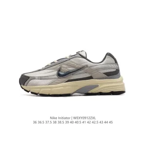 Nike Initiator Running Shoes Vintage Style Chunky Sole Comfort Sneakers