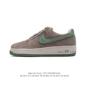 Nike Air Force 1 07 Low White Leather Casual Sneakers with Air Cushioning