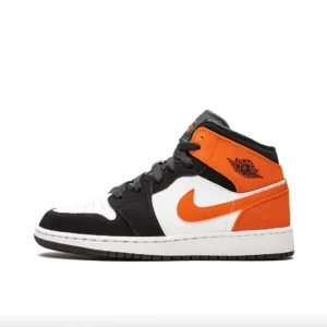 Nike Air Jordan 1 Retro High OG Basketball Shoes