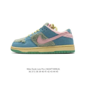 Nike SB Dunk Low Zoom Air Skateboarding Shoes with Padded Tongue