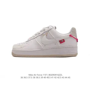 Nike Air Force 1 '07 Low White Leather Sneakers with Air Cushion