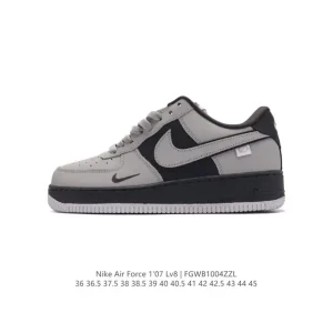Nike Air Force 1 07 Low White Leather Sneakers with Air Cushioning