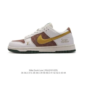Nike SB Dunk Low Pro Skateboarding Shoes for Men and Women