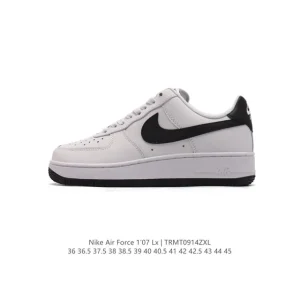 Nike Air Force 1 '07 Low White Leather Sneakers with Air Cushion