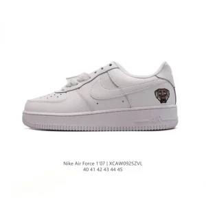 Nike Air Force 1 '07 Low Men's Casual Sneakers with Air Cushioning