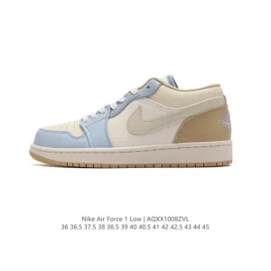 Nike Air Force 1 '07 Low White Leather Sneakers with Air Cushioning