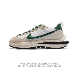 Nike Sacai Vaporwaffle Chukka Sneaker DD1875