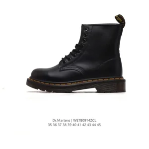 Dr Martens Unisex Classic Leather Platform Boots with Thick Sole