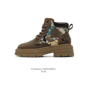 Dr Martens Men's Classic Leather Platform Boots