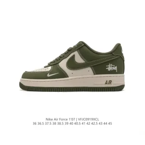 Nike Air Force 1 '07 Low Stussy Collaboration Limited Edition Sneaker