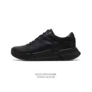 ECCO Men's Lightweight Breathable Outdoor Sneakers for Casual Wear