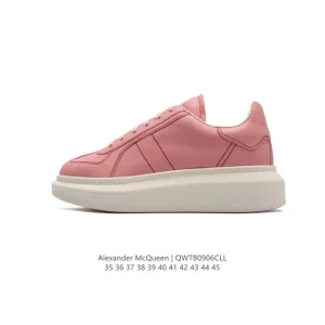 Alexander McQueen Flash Runner Smooth Leather Thick Sole Glow Tail Sneakers