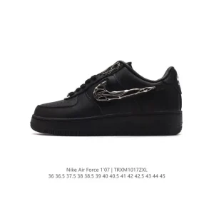 Nike Air Force 1 '07 Low White Leather Sneakers with Air Cushioning