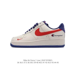 Nike Air Force 1 Low 07 White Leather Sneakers with Air Cushion Sole